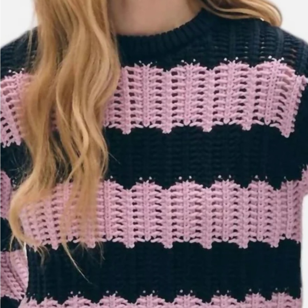 White + Warren Purple Combo
Cotton Rope Bell Sleeve Crewneck